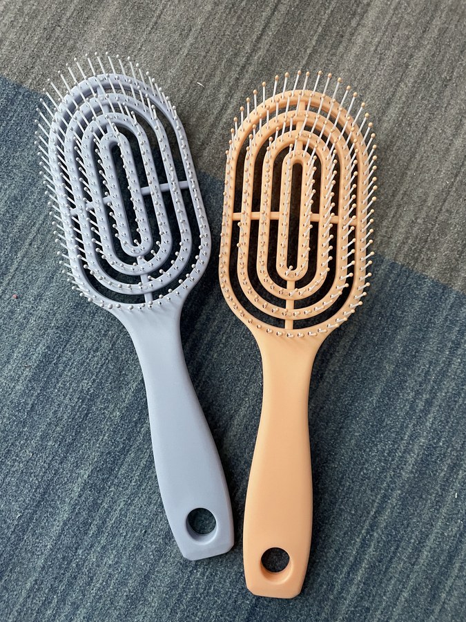 Plastic Hairbrush WDH3361 - plastic hair brush